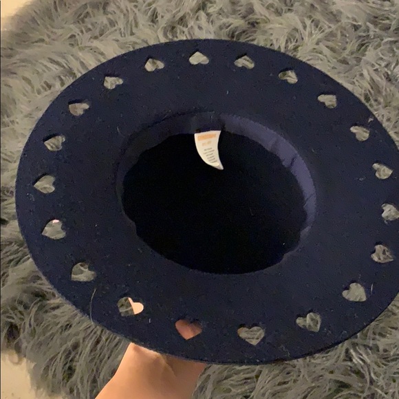 Toddler Sun hat From Gymboree - Picture 3 of 4